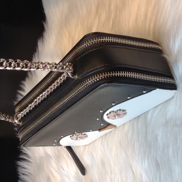 ❤️ Relisted Kate Spade Frosty Penguin Chain Strap Purse - Picture 13 of 15